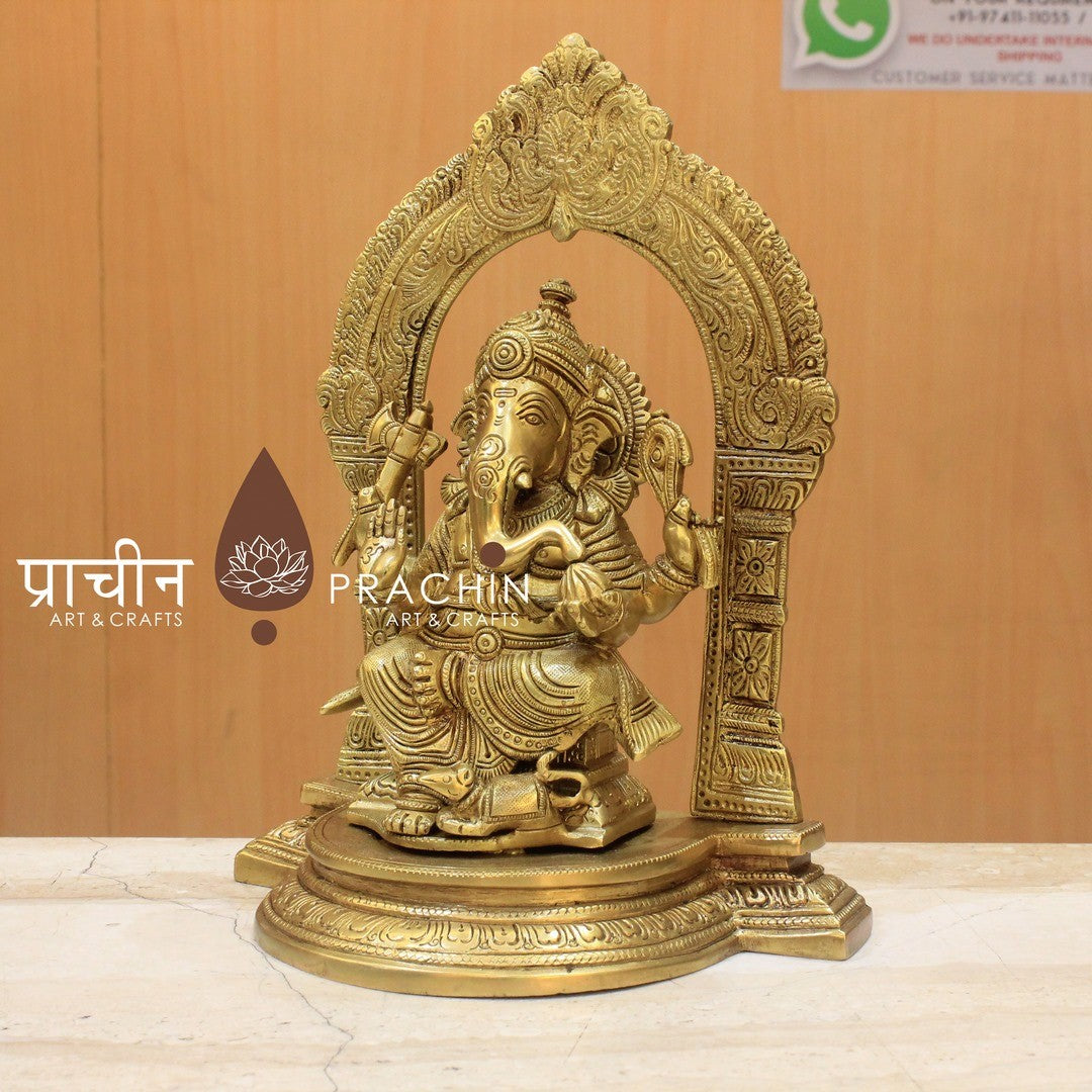 Ganesha Sitting
