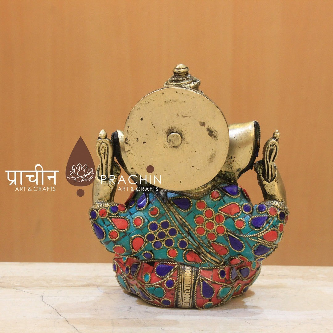 Ganesha Sitting