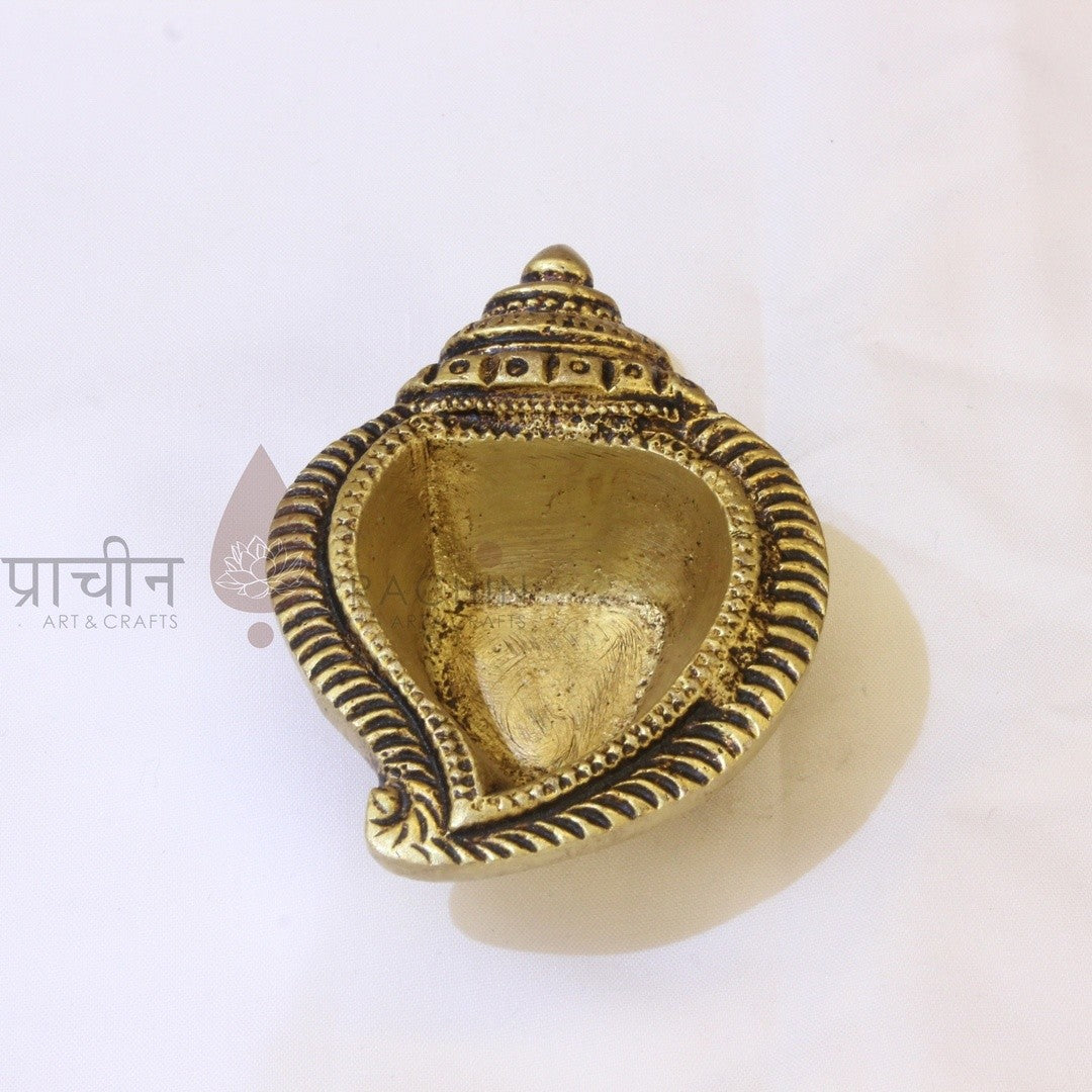 Shanku Deepa