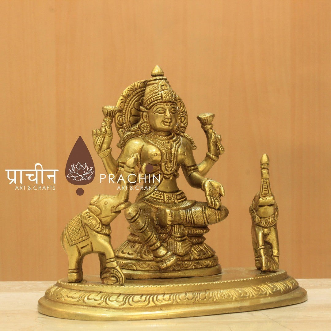 Gaja Laxmi Sitting
