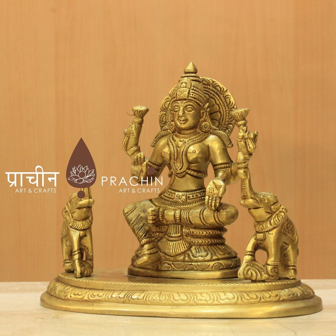 Gaja Laxmi Sitting