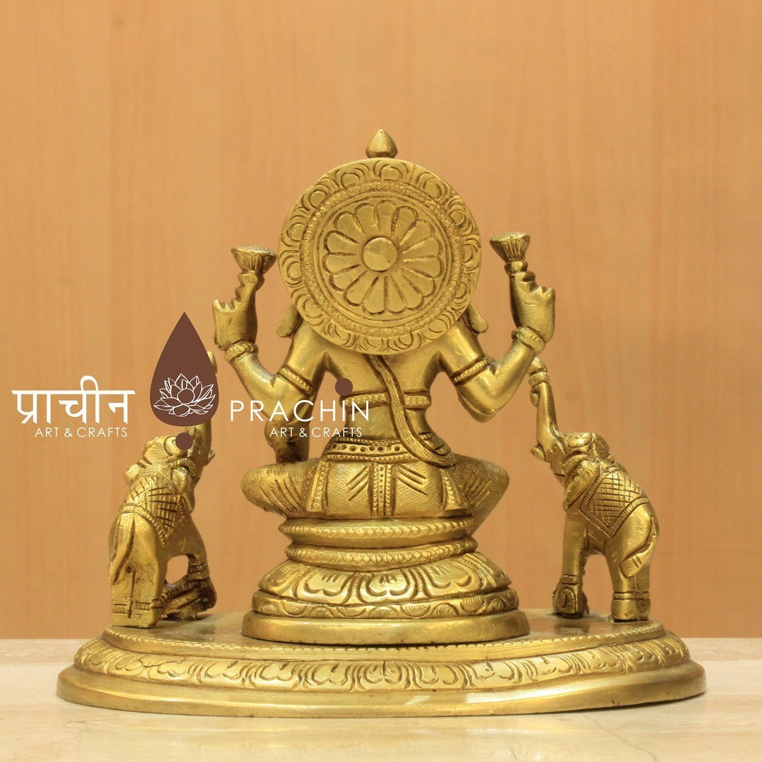 Gaja Laxmi Sitting