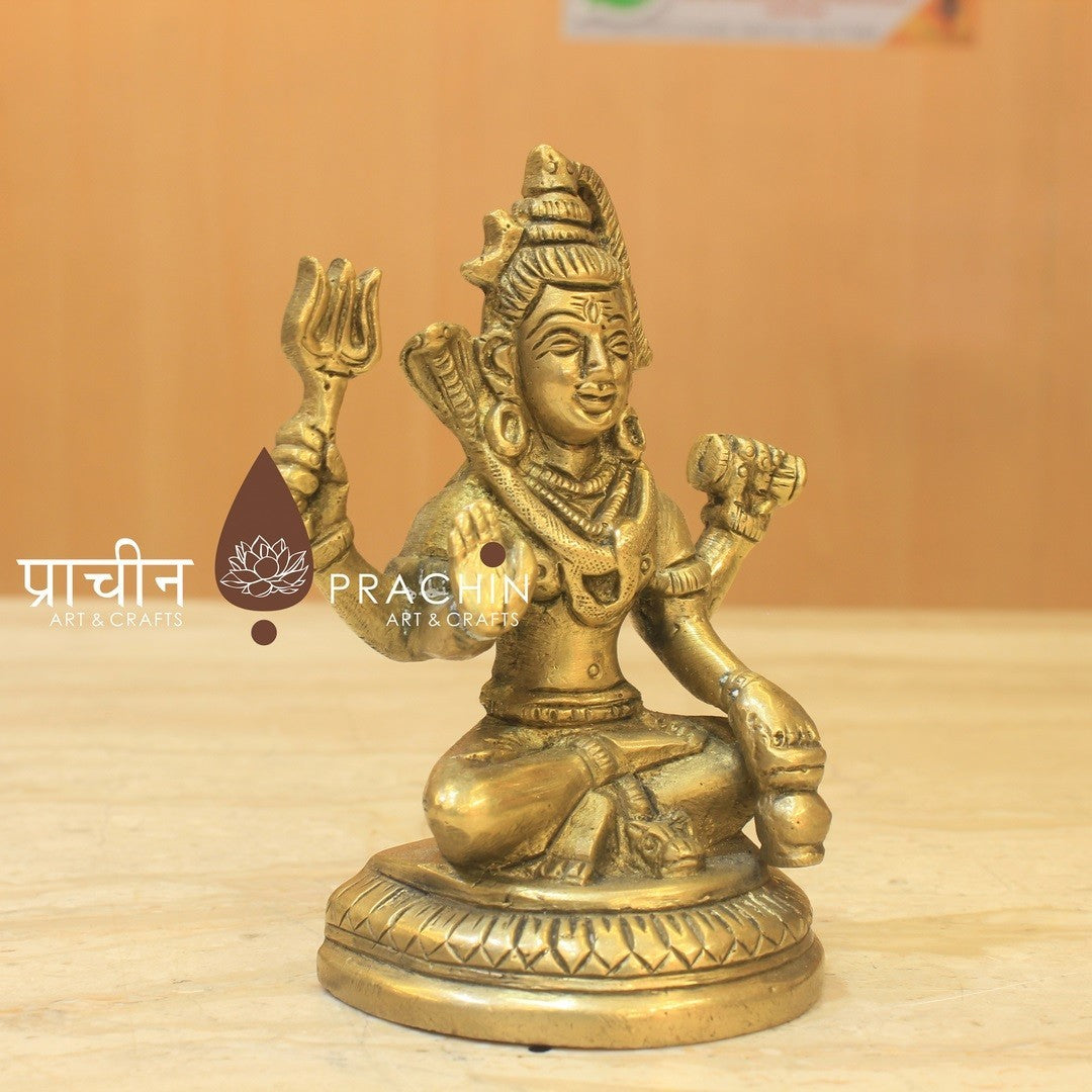 Shiva Sitting