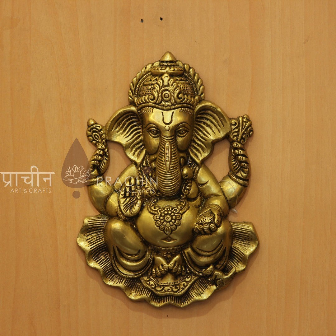Hanging Ganesha Sitting