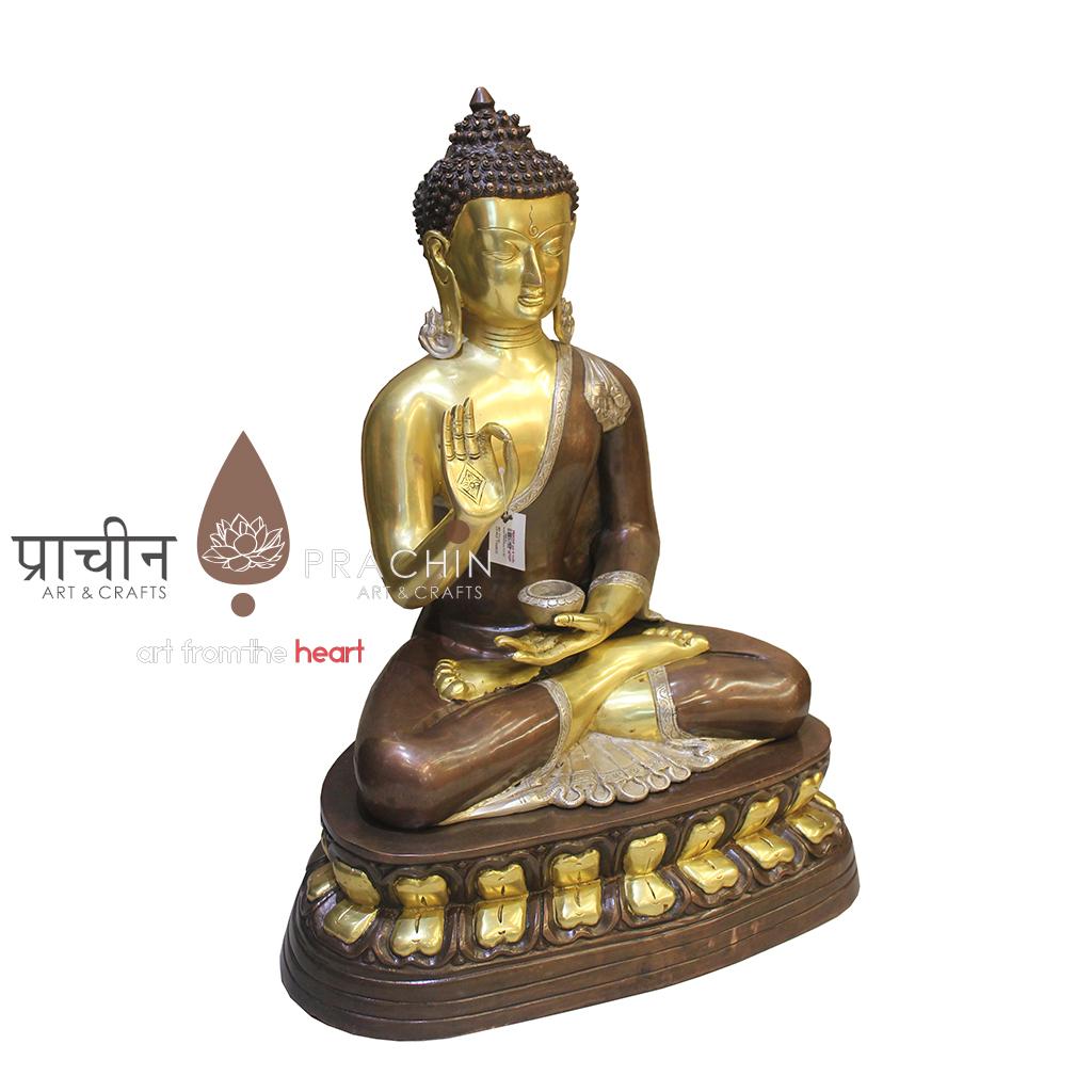 Buddha Sitting in Dhyana Mudra