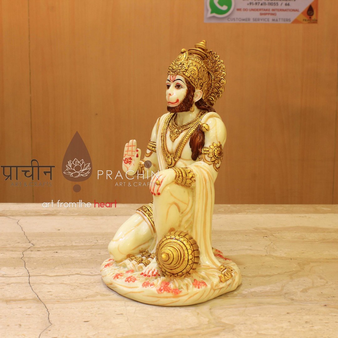 Hanuman Sitting Ashirwad