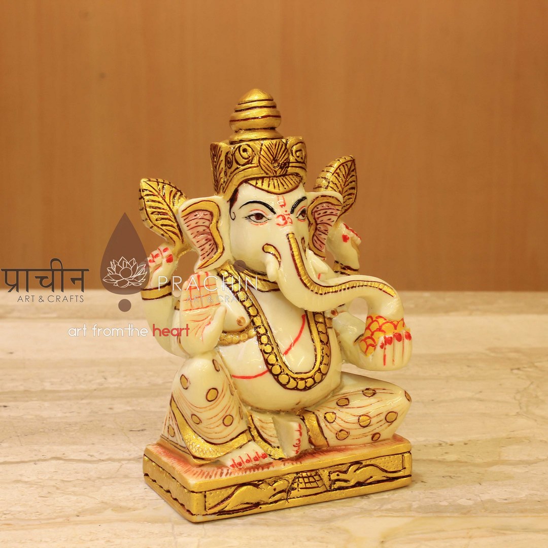 Ganesha Sitting
