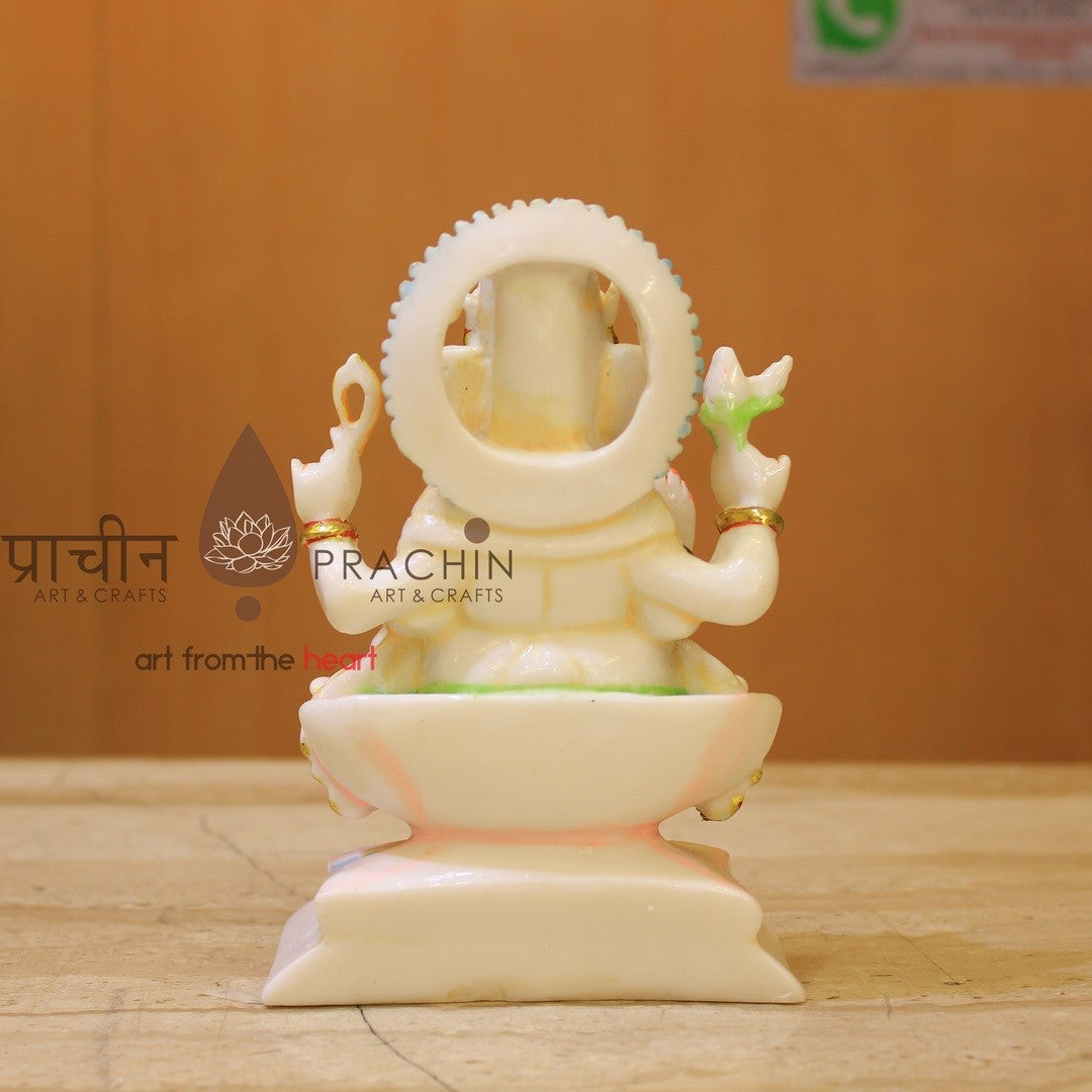 Ganesha Sitting