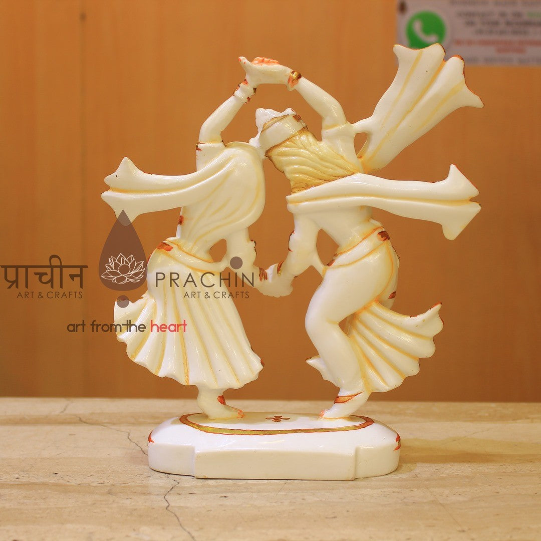 Radha Krishna Dancing