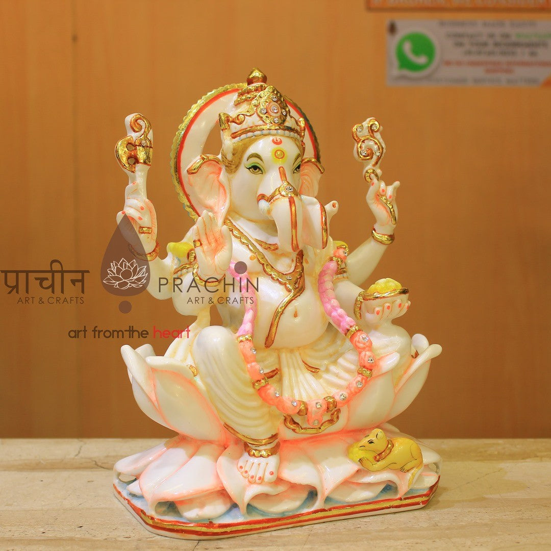 Ganesha Sitting