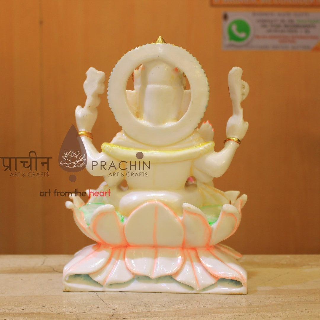 Ganesha Sitting