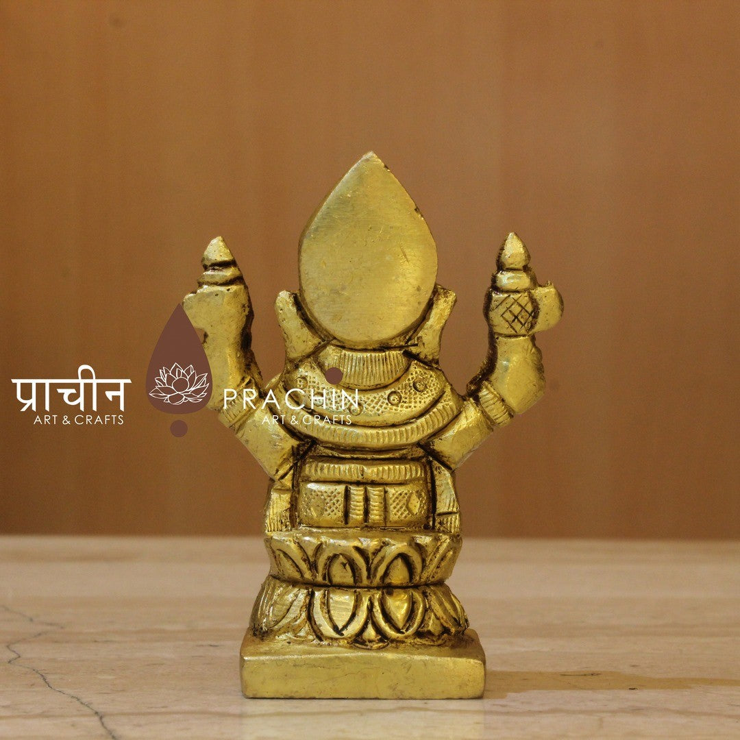 Ganesha Sitting