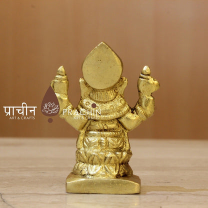 Ganesha Sitting