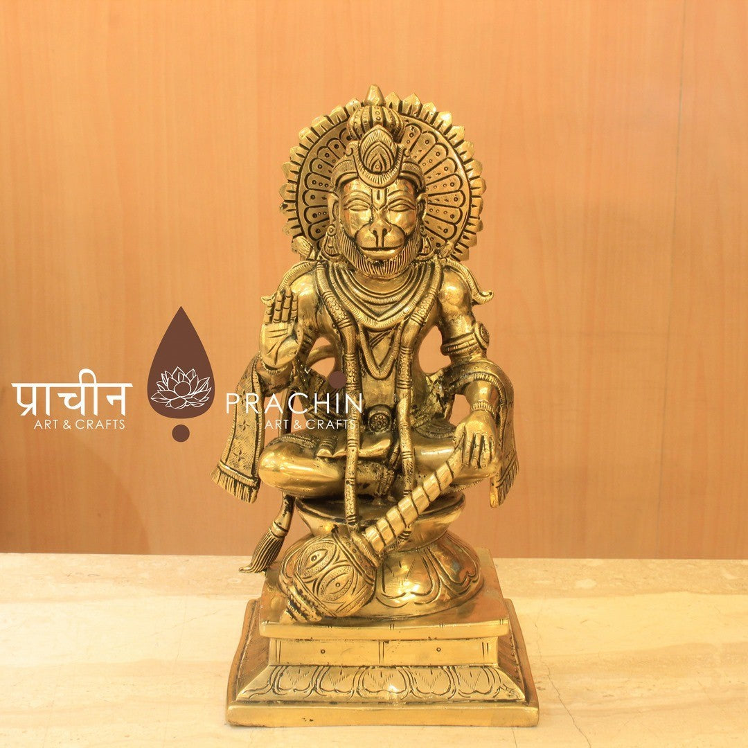 Hanuman Sitting Ashirwad