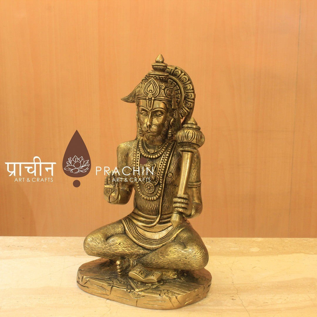 Hanuman Sitting Ashirwad