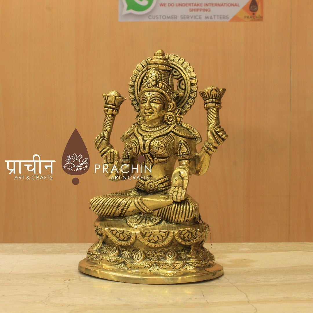 Laxmi Sitting In Padmasana