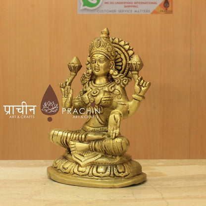 Laxmi Sitting In Padmasana