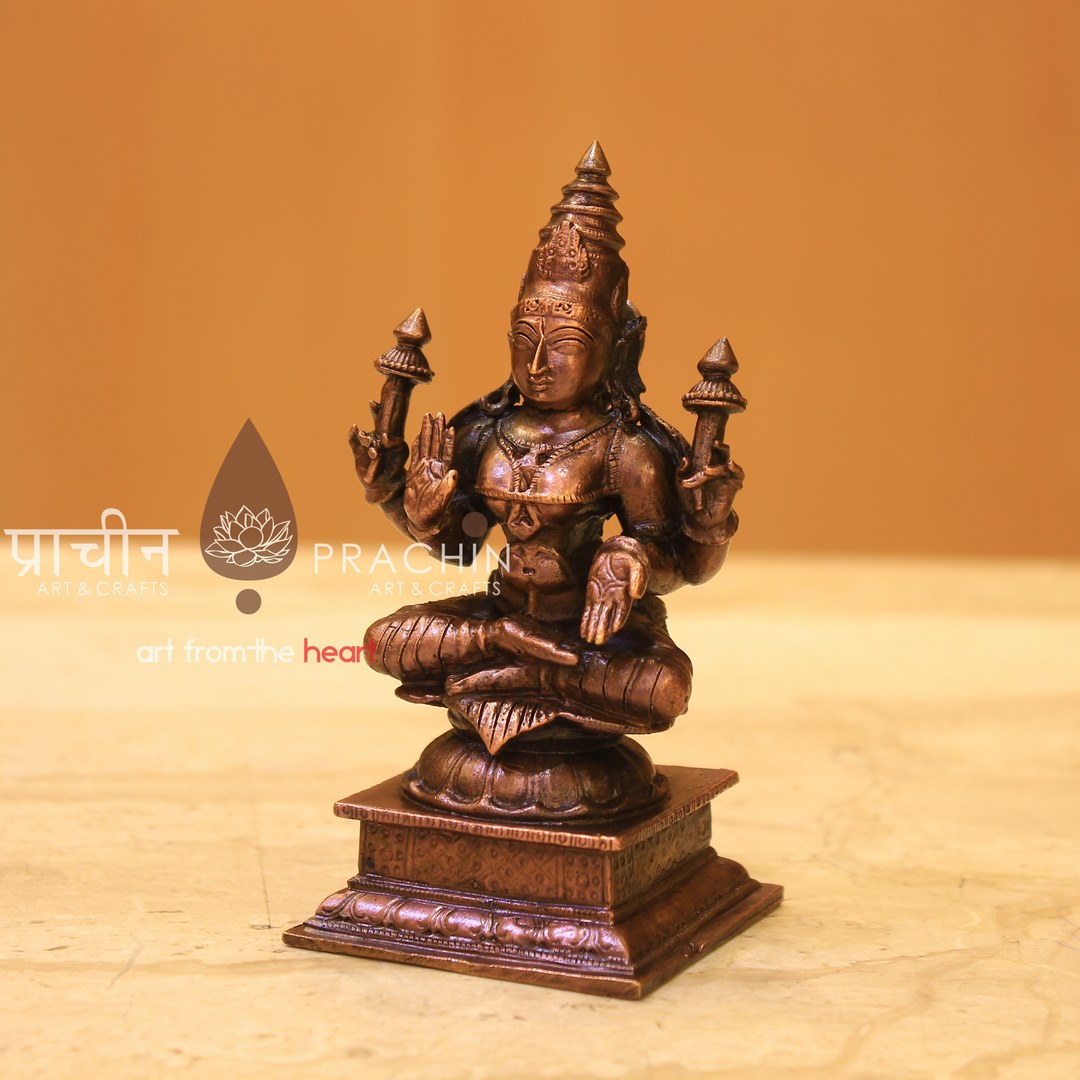 Laxmi Sitting